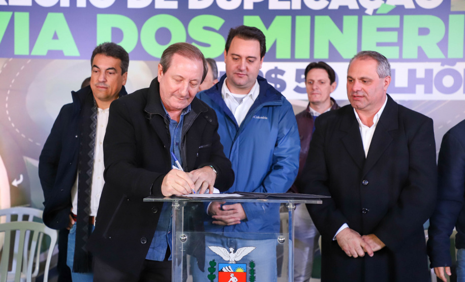Governador libera R$ 50 milhões e autoriza nova fase da duplicação da Rodovia dos Minérios