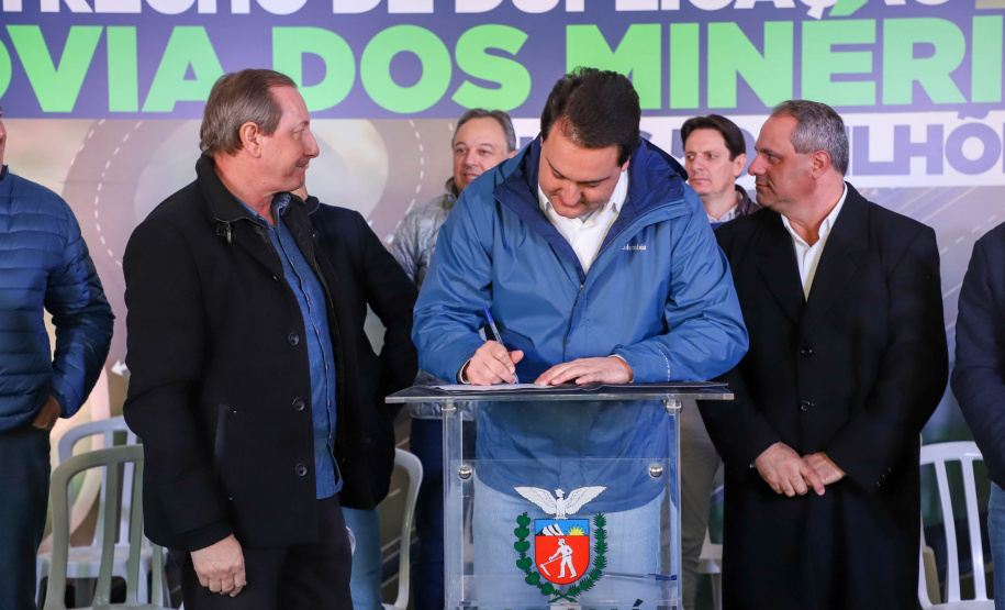 Governador libera R$ 50 milhões e autoriza nova fase da duplicação da Rodovia dos Minérios