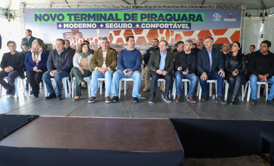 Governador Carlos Massa Ratinho Junior Assina Ordem de Serviço para construção do novo Terminal de Ônibus em Piraquara, na Região Metropolitana de Curitiba. Piraquara, 19/05/2022 - Foto: Ari Dias/AEN
