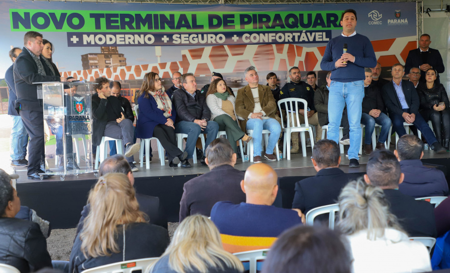 Governador Carlos Massa Ratinho Junior Assina Ordem de Serviço para construção do novo Terminal de Ônibus em Piraquara, na Região Metropolitana de Curitiba. Piraquara, 19/05/2022 - Foto: Ari Dias/AEN