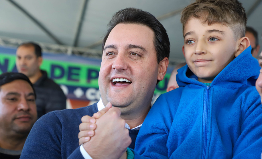 Governador Carlos Massa Ratinho Junior Assina Ordem de Serviço para construção do novo Terminal de Ônibus em Piraquara, na Região Metropolitana de Curitiba. Piraquara, 19/05/2022 - Foto: Ari Dias/AEN