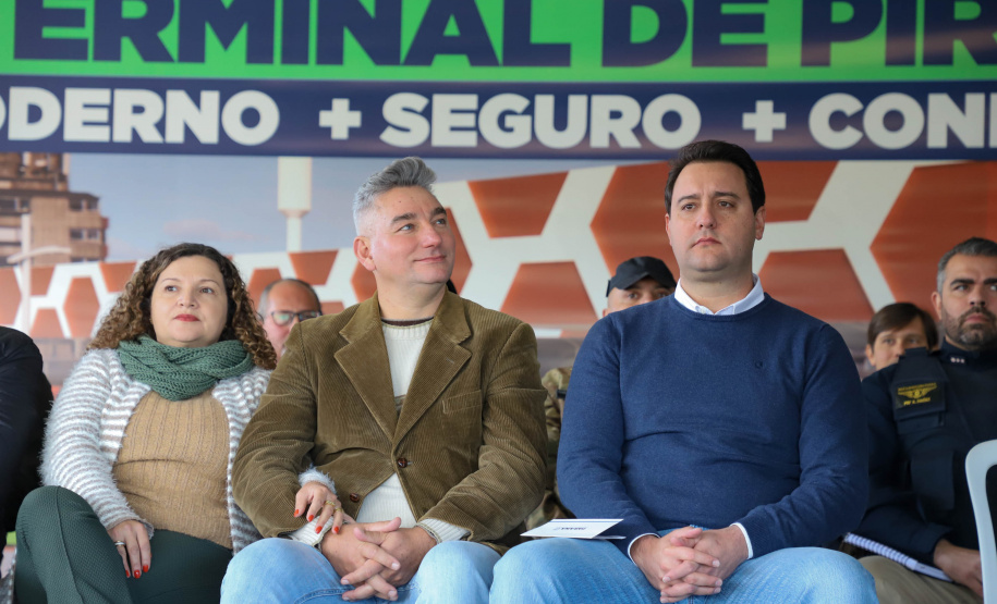 Governador Carlos Massa Ratinho Junior Assina Ordem de Serviço para construção do novo Terminal de Ônibus em Piraquara, na Região Metropolitana de Curitiba. Piraquara, 19/05/2022 - Foto: Ari Dias/AEN
