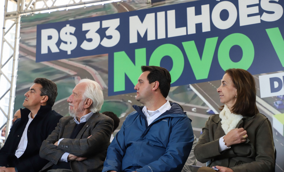 ASSINATURA DA ORDEM DE SERVIÇO DAS OBRAS DO NOVO VIADUTO DE SÃO JOSÉ DOS PINHAIS