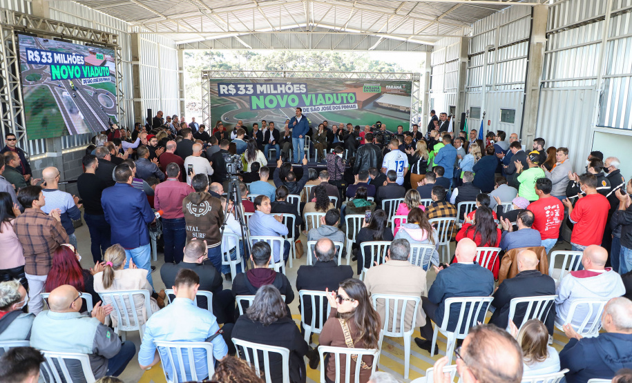 ASSINATURA DA ORDEM DE SERVIÇO DAS OBRAS DO NOVO VIADUTO DE SÃO JOSÉ DOS PINHAIS