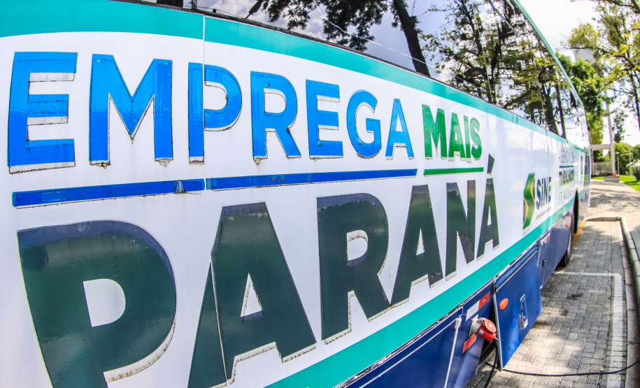 Agência Itinerante oferta 370 vagas em três municípios do Oeste nesta semana