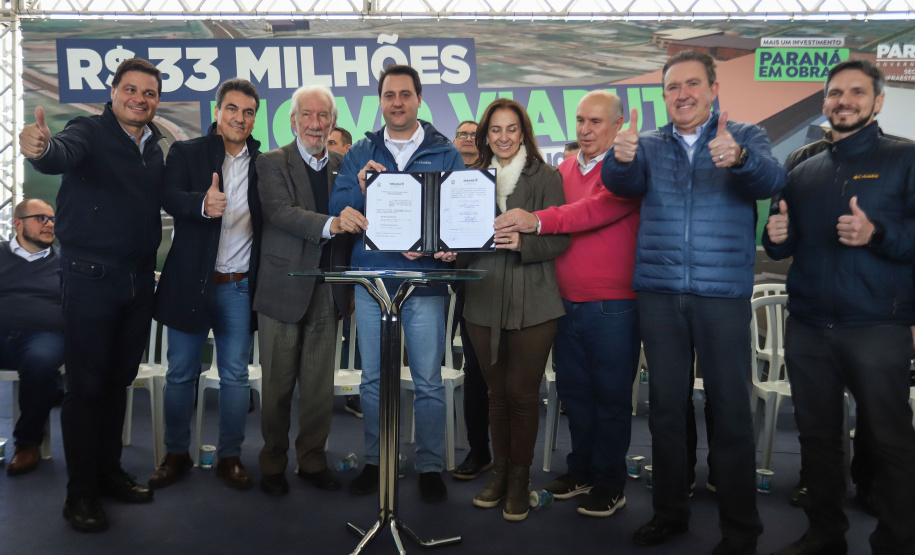 ASSINATURA DA ORDEM DE SERVIÇO DAS OBRAS DO NOVO VIADUTO DE SÃO JOSÉ DOS PINHAIS