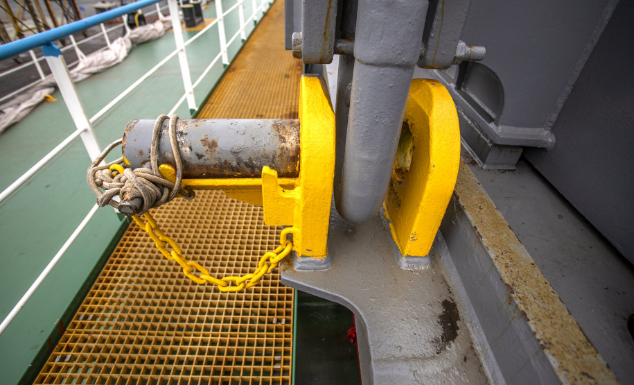 Porto de Paranaguá recebe navio com tecnologia sustentável