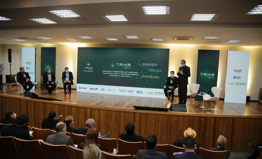 Governo do Paraná reforça parcerias para fortalecer os ecossistemas de inovação
