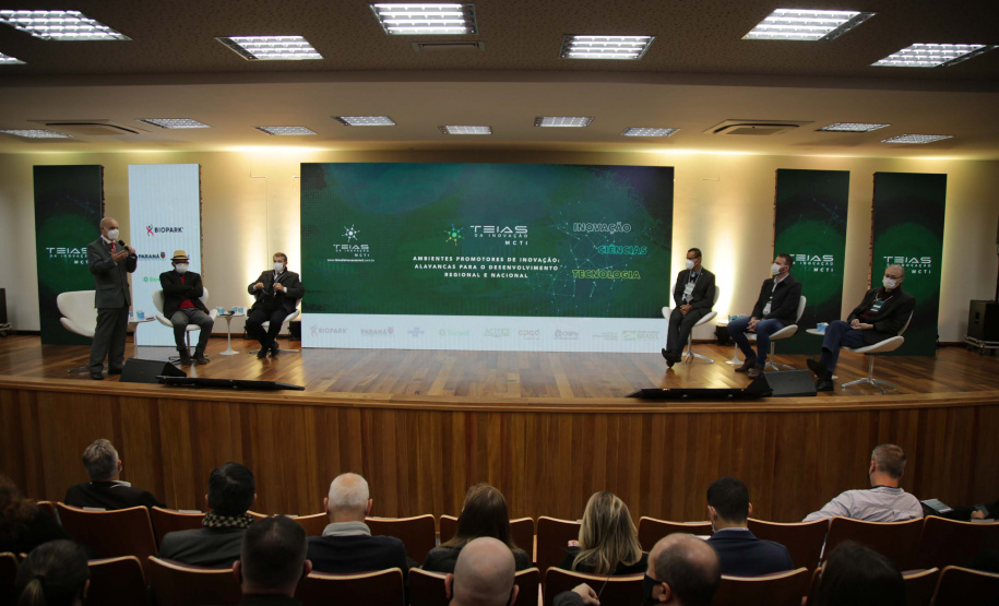 Governo do Paraná reforça parcerias para fortalecer os ecossistemas de inovação