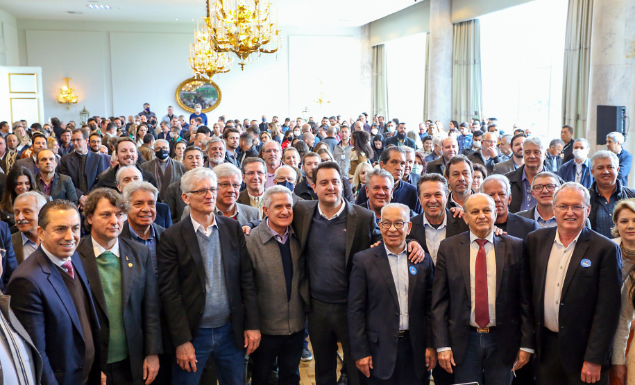 O Governo do Estado celebra nesta terça-feira (31) o primeiro ano do Paraná como área livre de febre aftosa sem vacinação e comemora os 10 anos de fundação da Agência de Defesa Agropecuária do Paraná (Adapar) - Curitiba, 31/05/2022