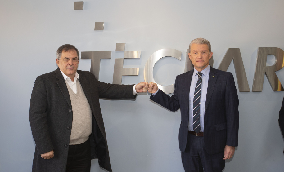 Em visita ao Tecpar, ministro da Ciência, Tecnologia e Inovações destaca papel estratégico do instituto