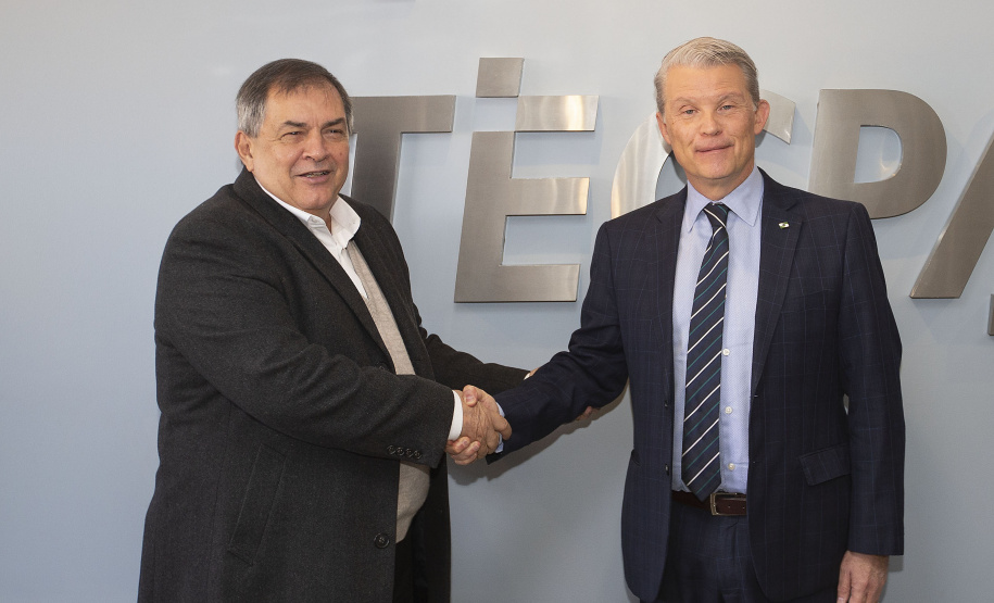 Em visita ao Tecpar, ministro da Ciência, Tecnologia e Inovações destaca papel estratégico do instituto