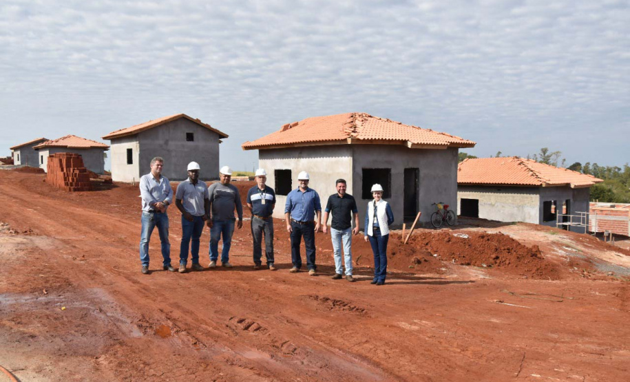Obras de 75 casas populares do programa Vida Nova avançam em Jandaia do Sul