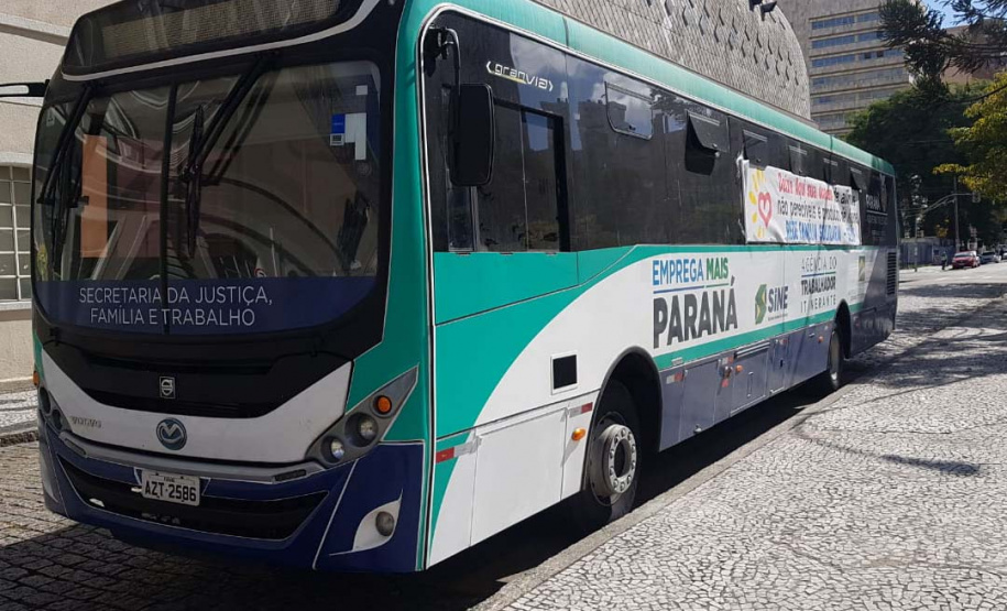 Agência Itinerante oferta 370 vagas em três municípios do Oeste nesta semana