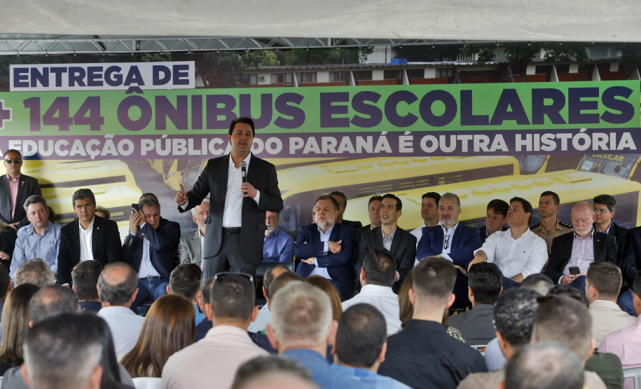 ENTREGA DE ÔNIBUS