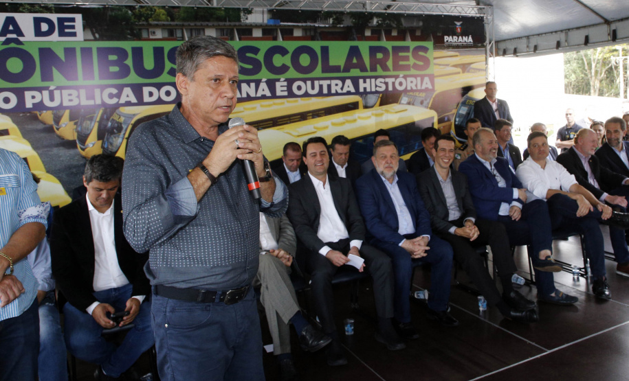 ENTREGA DE ÔNIBUS