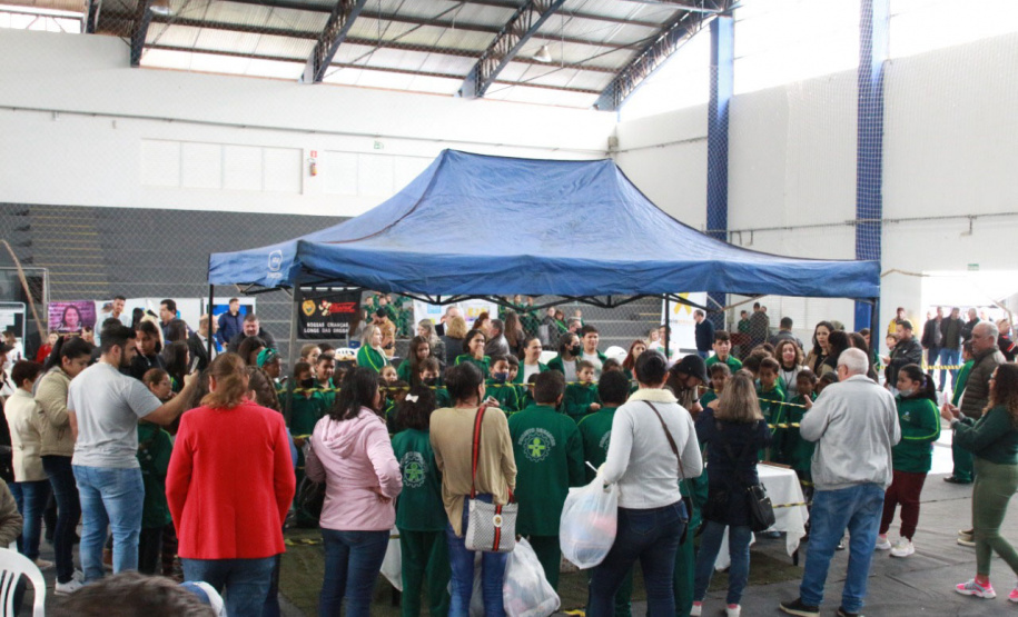 Governo do Paraná leva os diversos serviços gratuitos do Projeto Paraná Cidadão para a população de Tapejara