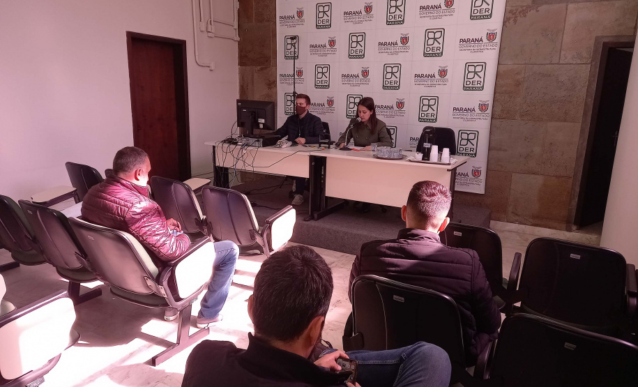 Três empresas disputam conservação da rodovia de Guaraqueçaba