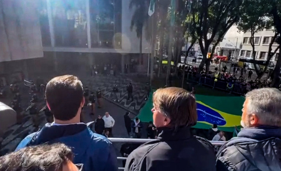 Governador participa da tradicional Marcha para Jesus em Curitiba
