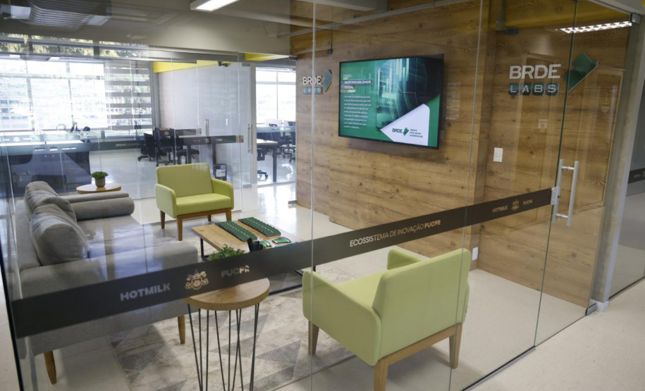 BRDE Labs ganha espaço no Parque Tecnológico da PUC-PR