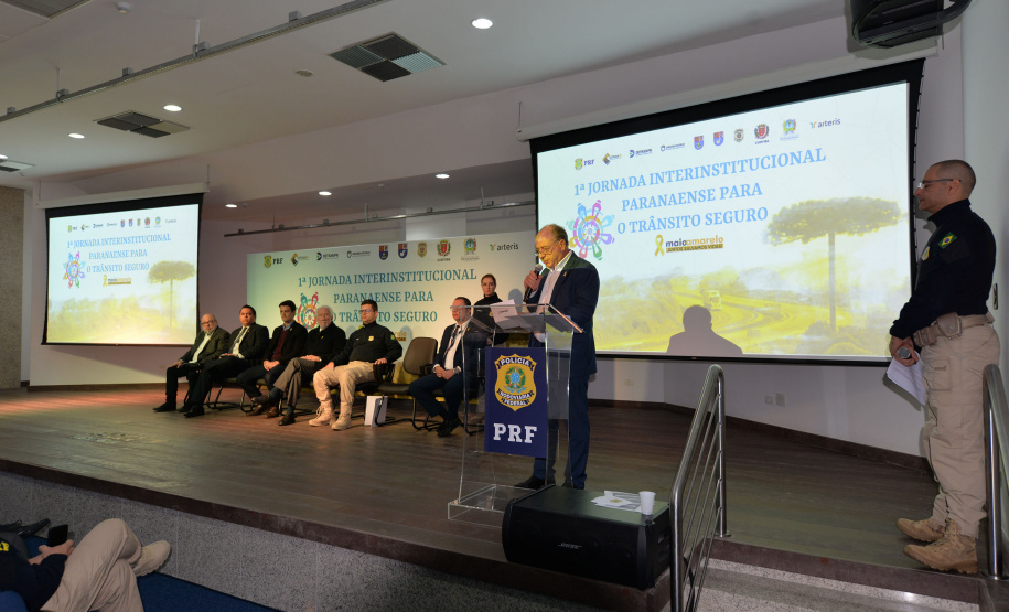 Detran e PRF assinam termo de cooperação para compartilhamento de dados