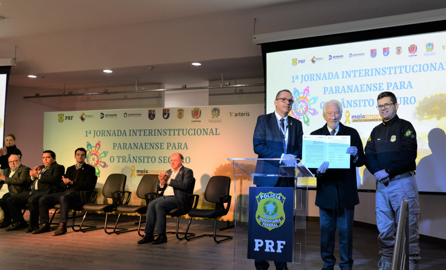 Detran e PRF assinam termo de cooperação para compartilhamento de dados