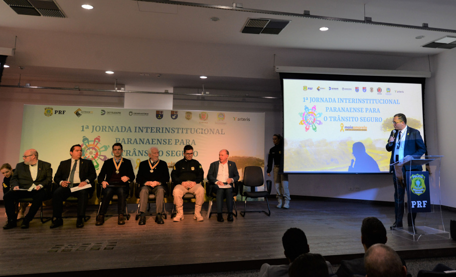 Detran e PRF assinam termo de cooperação para compartilhamento de dados