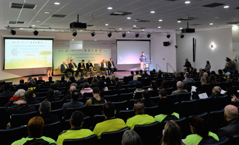 Detran e PRF assinam termo de cooperação para compartilhamento de dados