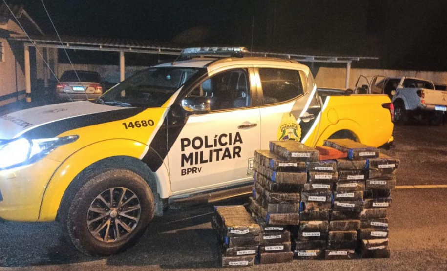 Forças de Segurança, Polícias Civil e Militar, apreendem carregamentos de drogas na região da fronteira - Curitiba, 02/05/2022