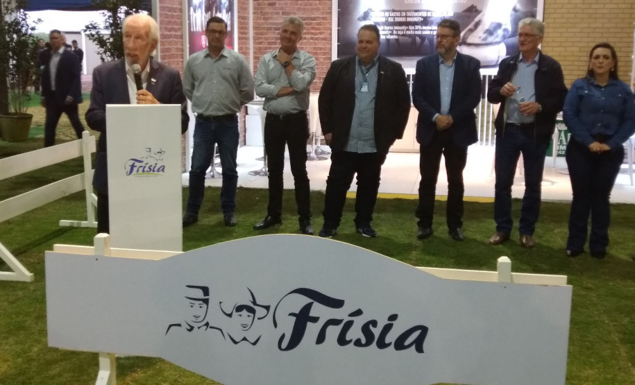 Vice-governador participa da abertura da ExpoFrísia