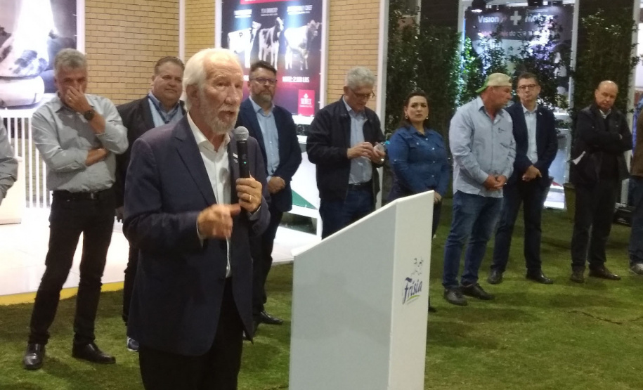 Vice-governador participa da abertura da ExpoFrísia