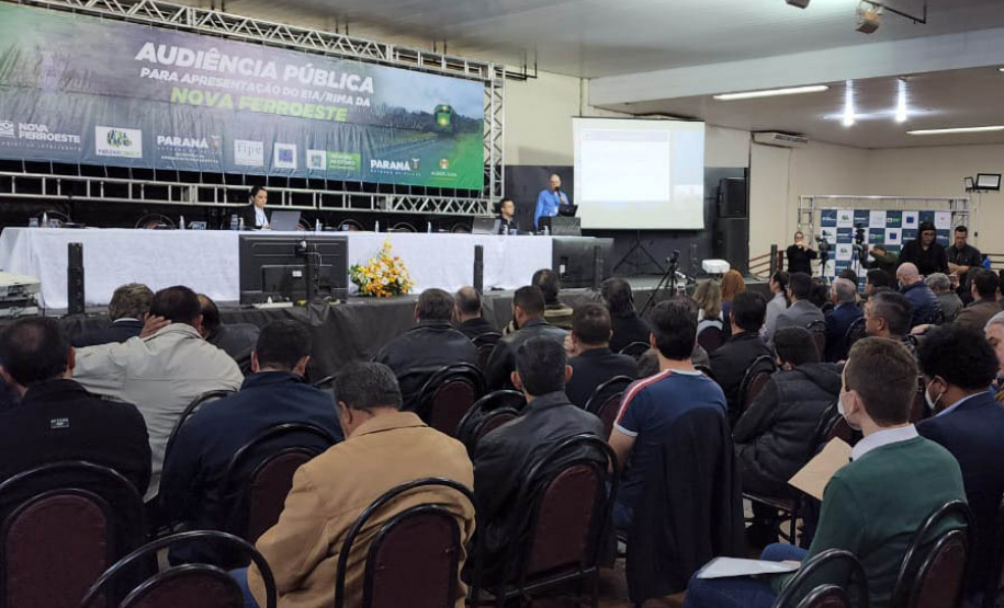 Audiências públicas da Nova Ferroeste reúnem mais de mil pessoas em Dourados e Guaíra