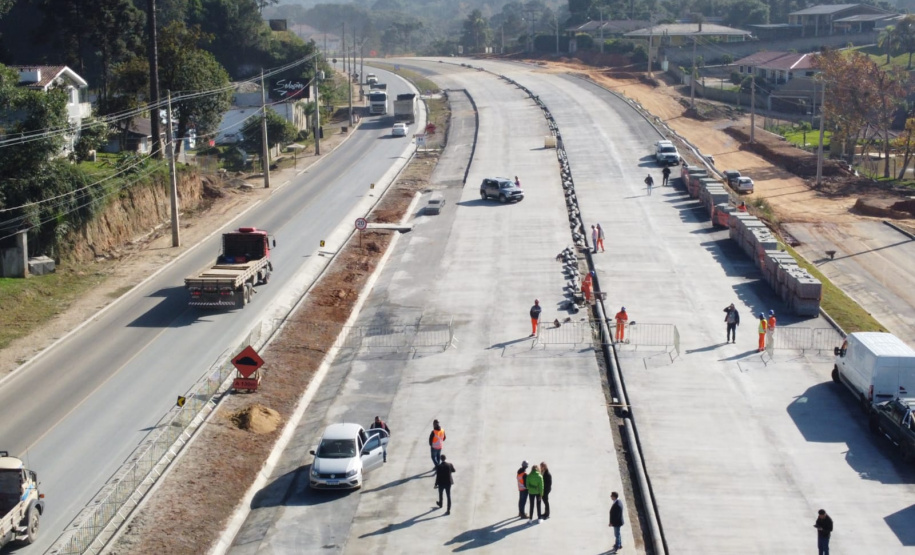 Governador libera R$ 50 milhões e autoriza nova fase da duplicação da Rodovia dos Minérios