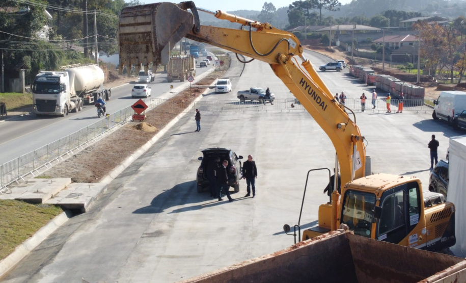 Governador libera R$ 50 milhões e autoriza nova fase da duplicação da Rodovia dos Minérios