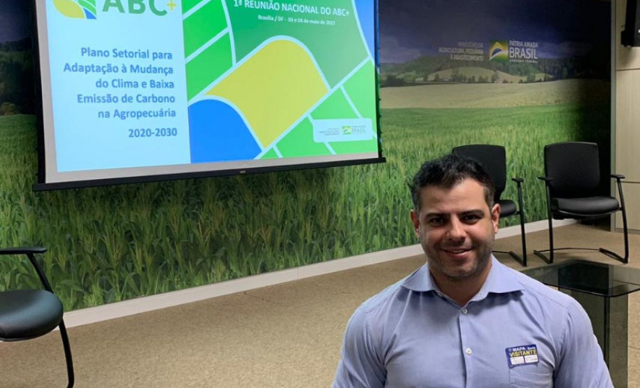 Paraná reafirma compromissos para reduzir emissões de carbono no setor agropecuário