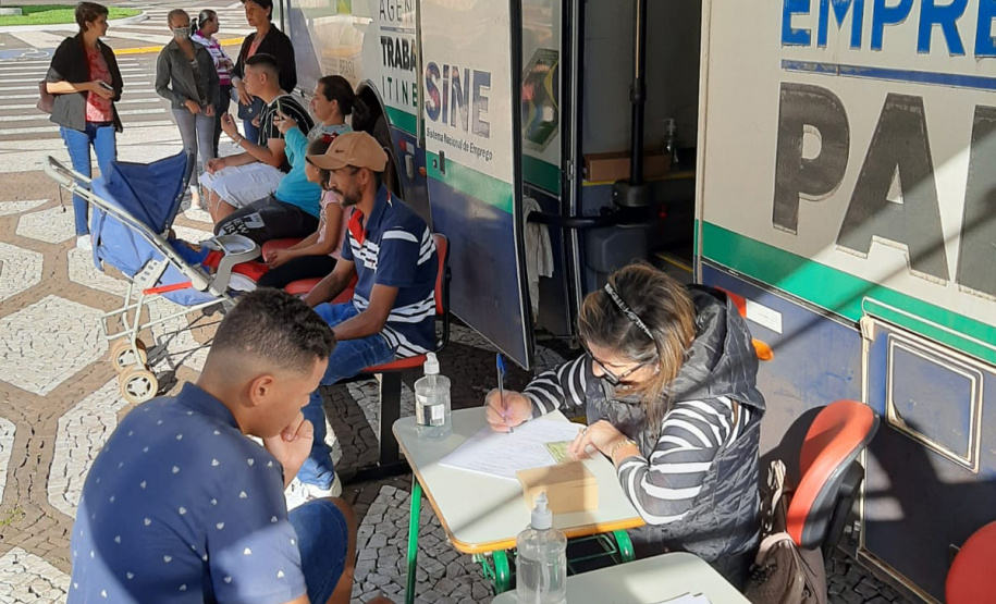 Agência do Trabalhador Itinerante atende 267 pessoas em cidades do Oeste