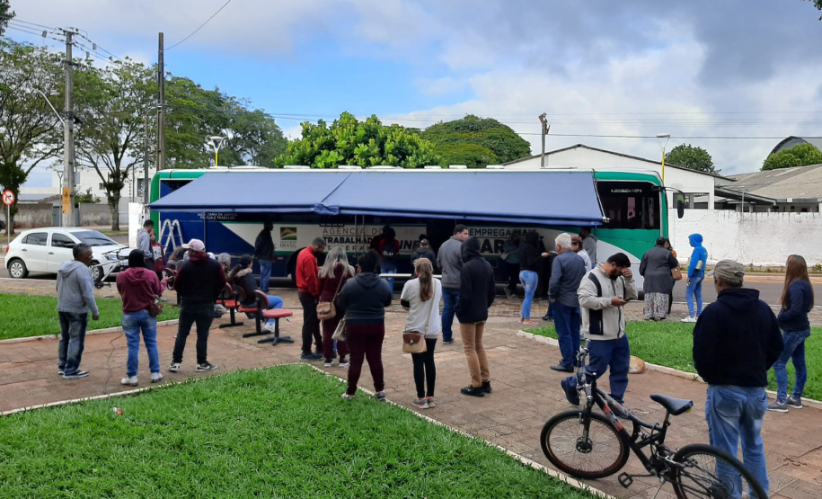 Agência do Trabalhador Itinerante atende 267 pessoas em cidades do Oeste