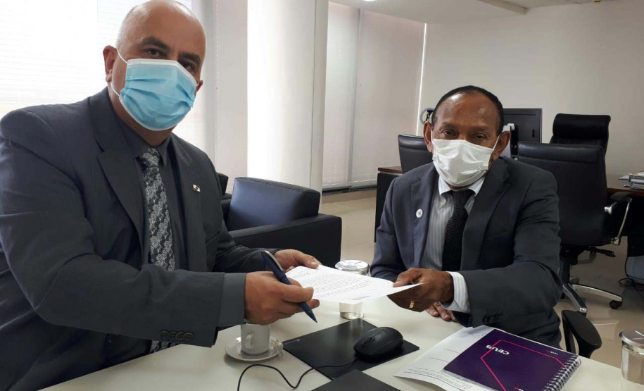 Estado solicita quarta dose contra Covid-19 em pessoas com meno s de 60 anos ao MS