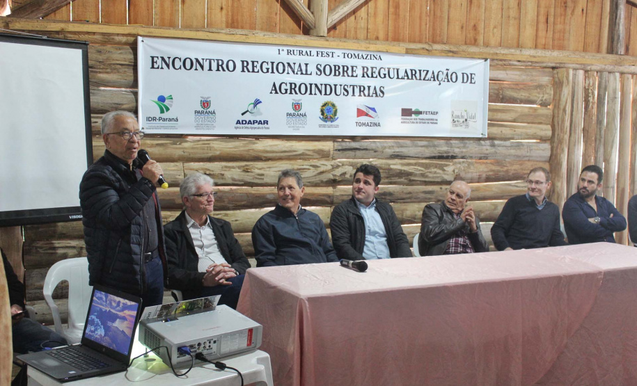 Encontro Regional sobre Regularização de Agroindustrias, em Tomazina -