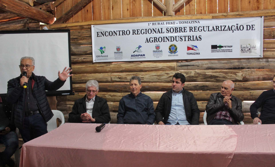 Encontro Regional sobre Regularização de Agroindustrias, em Tomazina -