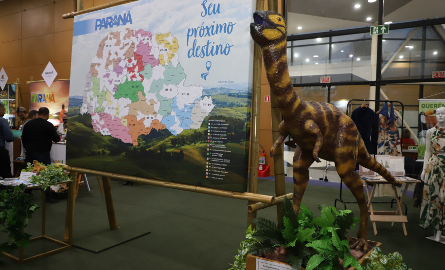 Governador em exercício destaca ações do Estado para expansão do setor na Expo Turismo