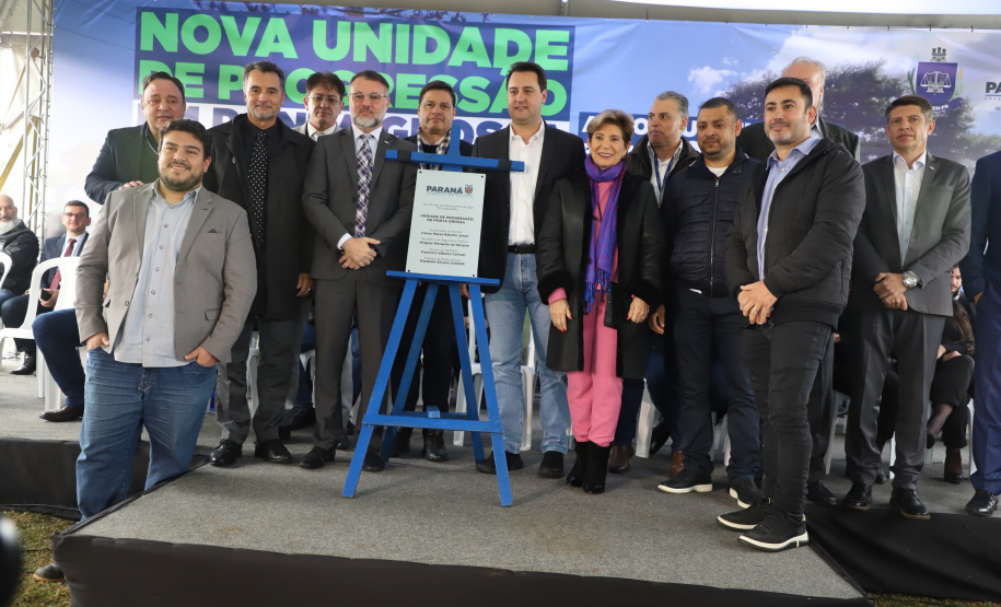 Governador inaugura nova unidade de progressão penal para recuperação de presos em Ponta Grossa