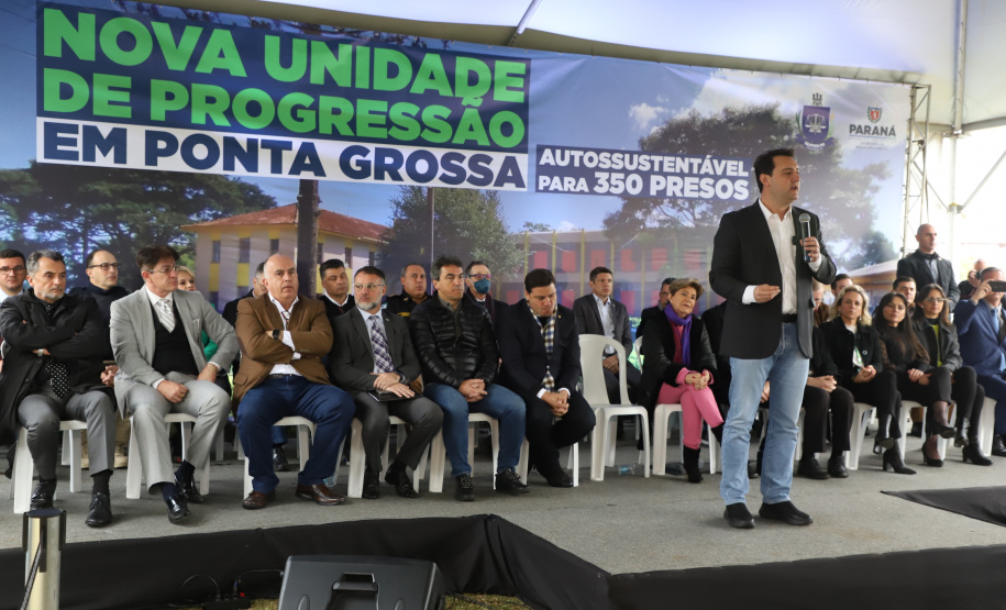 Governador inaugura nova unidade de progressão penal para recuperação de presos em Ponta Grossa