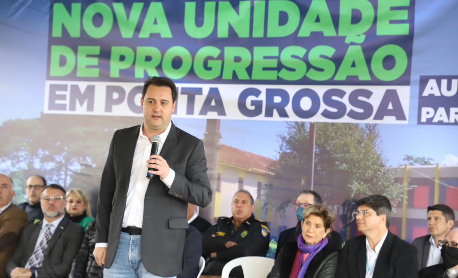 Governador inaugura nova unidade de progressão penal para recuperação de presos em Ponta Grossa