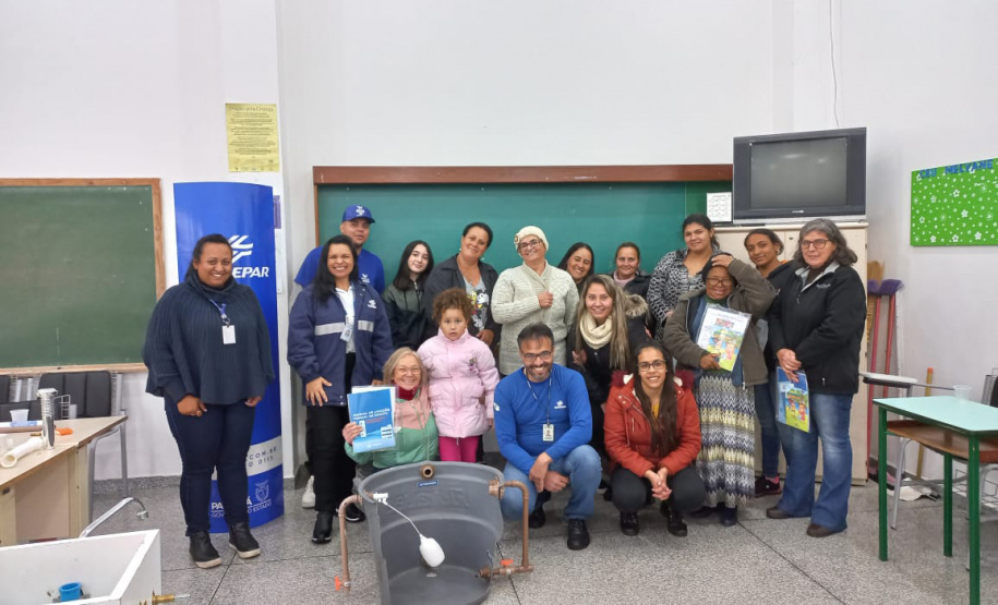 Sanepar divulga ODS em curso de encanadores para mulheres