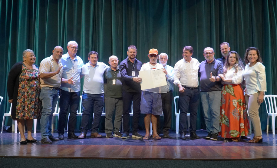 Governo do Estado regulariza 118 imóveis sem registro em Umuarama