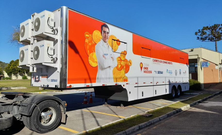 Governo promove curso de Automação Industrial para jovens da CIC, em Curitiba