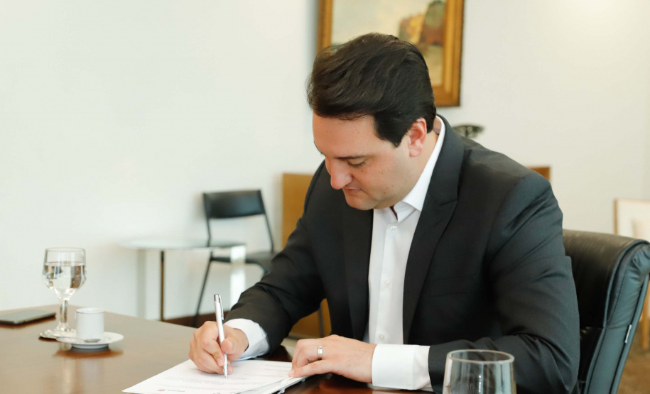 Governo implanta escritórios nas universidades para auxiliar obras públicas de pequenos municípios