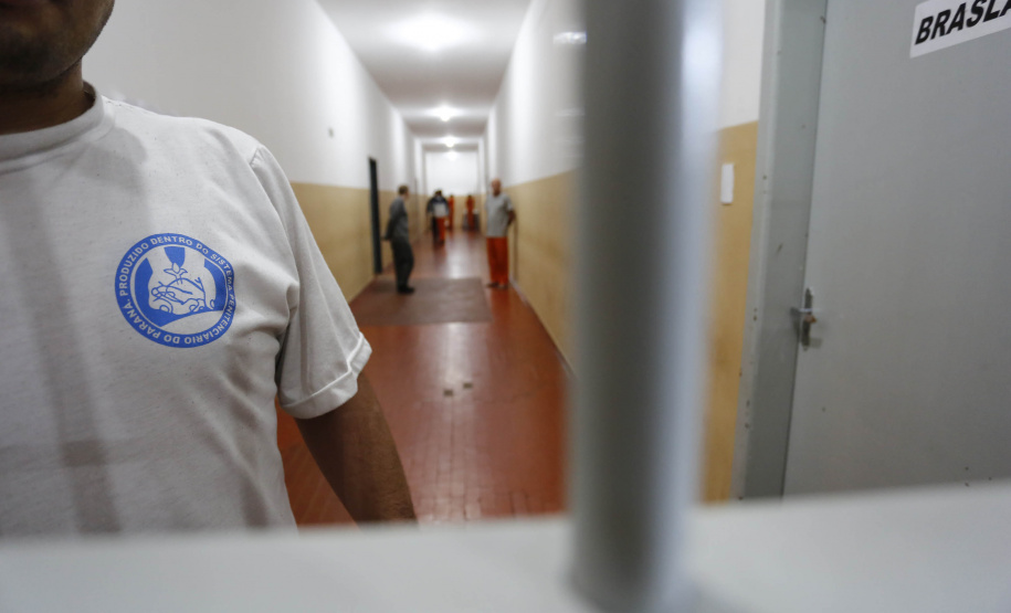 Governador inaugura nova unidade de progressão penal para recuperação de presos em Ponta Grossa