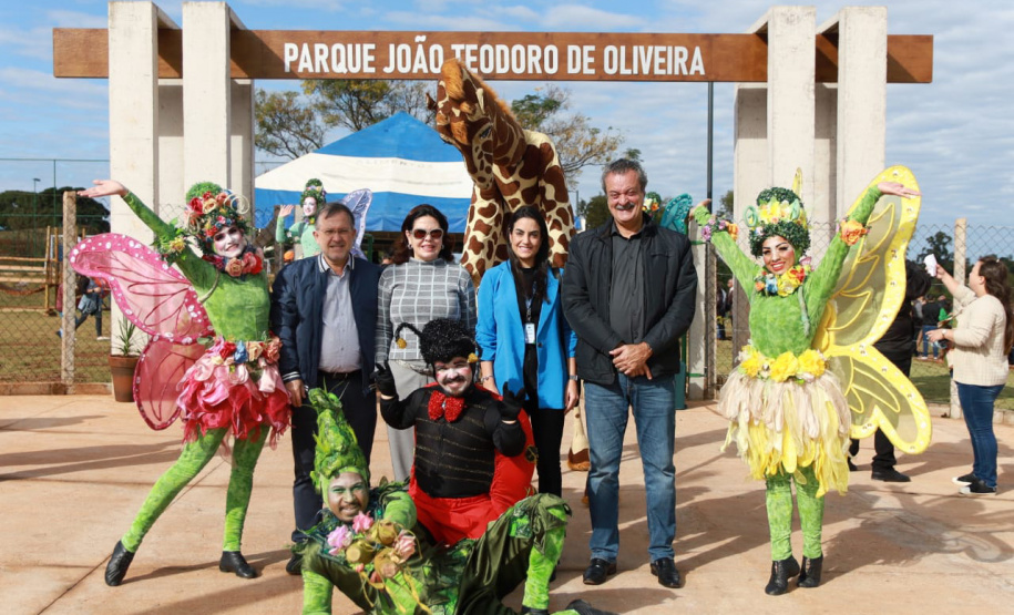 Governo instala colmeias do Poliniza Paraná e inaugura Parque Urbano na Semana do Meio Ambiente -